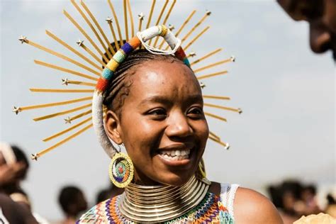 Succession battle festers as S.Africa's Zulu king fetes young women - UZURI