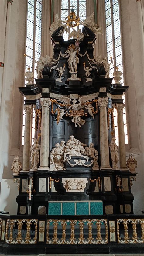 Solve L Beck Jakobikirche Altar Jigsaw Puzzle Online With Pieces