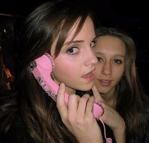 Emma Watson Y2k Icons 2000s Vibes Grunge The Bling Ring 2000s