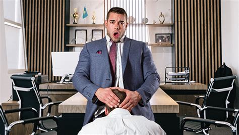 Hot Cocktale The Business Exec Daily Squirt