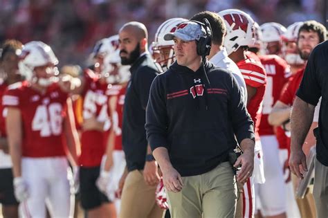 Jim Leonhard announces departure from Wisconsin - The Daily Cardinal