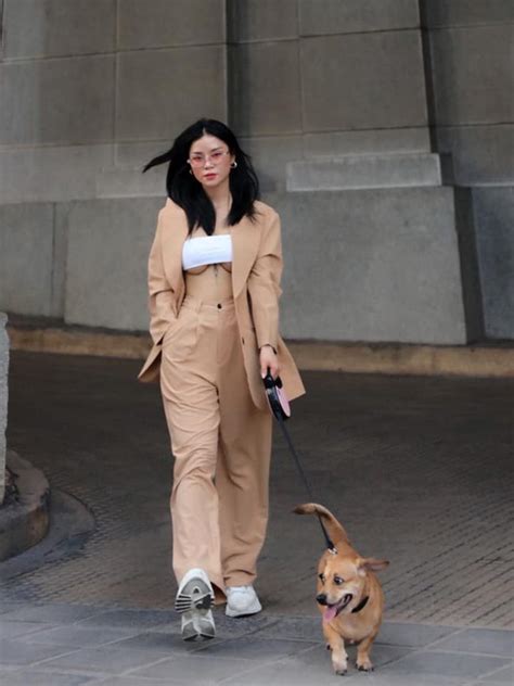 O H Ch N Ng C Hot Nh T B Ch Ph N C M Nh Ng Nhi U Hot Girl Vi T V N M M T