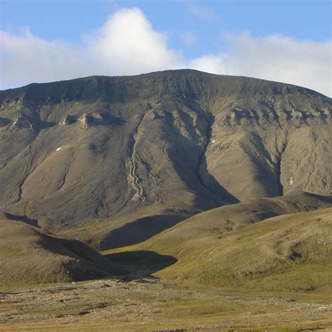 ESA Bäckravinerna på Svalbard påminner mycket om formationerna på Mars