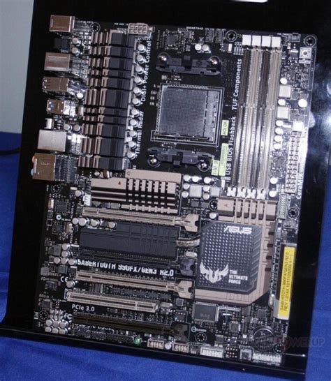 Hi-Tech Daily News: [CES 2013] First AMD Motherboard with PCI Express 3.0 Launched by ASUS