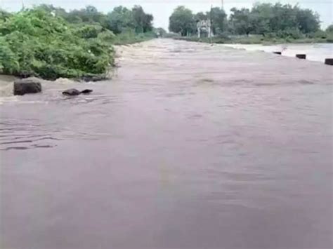 Several Villages In Saurashtra Region Flooded After Heavy Rains Many