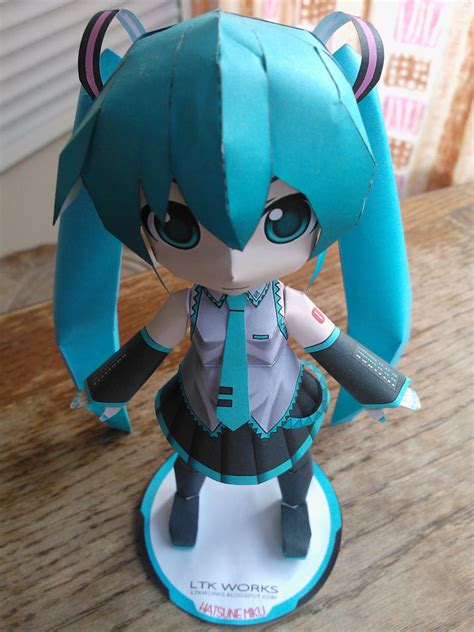 Miku Papercraft Imagui