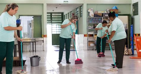 Serviços Gerais Na Escola - Escola no RJ abre OPORTUNIDADES para auxiliar de serviços gerais ...
