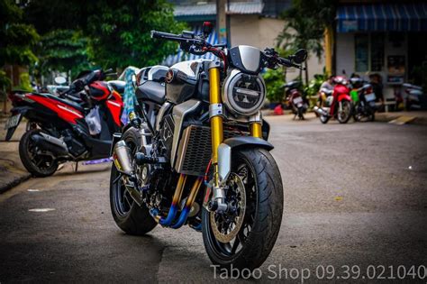 Dân chơi Sài Gòn chi bạo độ siêu naked bike Honda CB R tiền độ gần bằng chiếc xe Xe