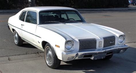 Handsome Hatchback: 1973 Oldsmobile Omega | Barn Finds