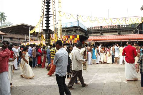 Kollur Mookambika Temple Timings Rooms Phone No Zingbus