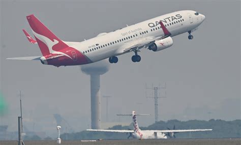 Qantas Flight Lands At Sydney After Mid Air Mayday Alert Asia