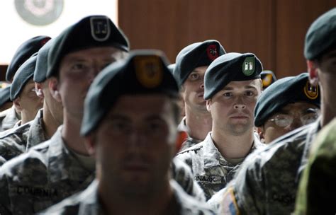 Special Forces Qualification Students Graduate Course Don Green Berets