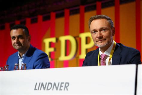 Fdp Mitglieder Stimmen F R Verbleib In Der Ampel Koalition News Onvista