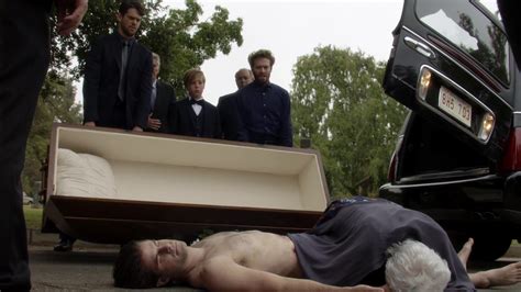 Auscaps Brett Easton Nude In Rizzoli Isles Stiffed