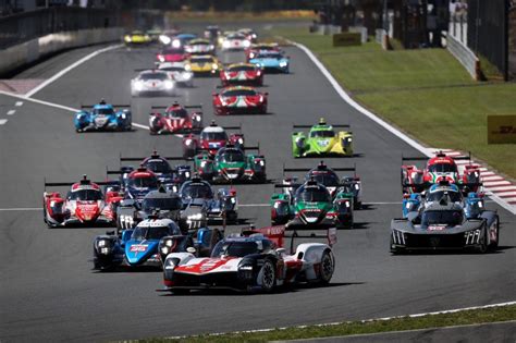 Heures De Fuji Doubl Toyota Devant Ses Fans Succ S Ferrari Et