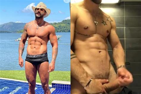 Gusttavo Lima pelado e batendo punheta será Foto de Penis