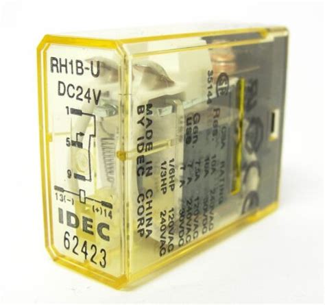 Idec Rh B Udc V Idec Relay Plug In Spdt A Vdc Ebay