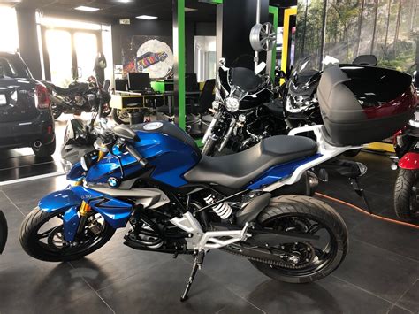 Купить б у BMW G 310 R инжектор 6 передач в Москве синий naked bike 2017 года на Авто ру ID