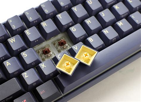 Specificaties Van Ducky One 3 Sf Clear Keycaps Mx Blue Qwertz De