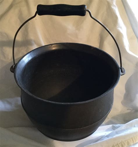 Vintage Antique Cauldron Kettle Pot Tri Pod Heavy Etsy