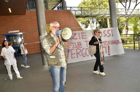 Strage Di Viareggio I Familiari Delle Vittime Chiamano I Lavoratori