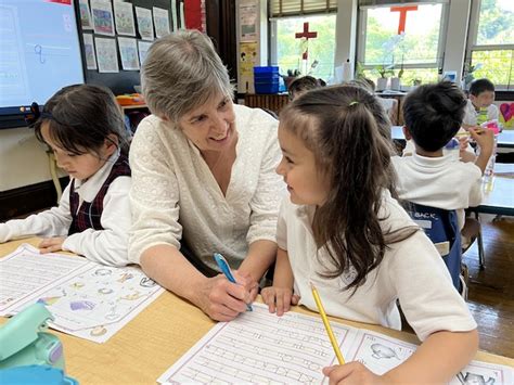 Catholic School Reveals Secret to Keeping Teachers - The Tablet