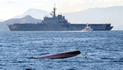 【写真】海自艦と釣り船の衝突事故【写真】 中国新聞デジタル