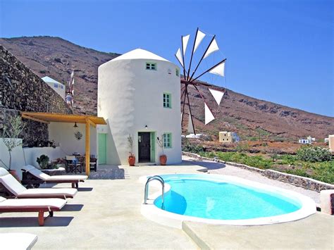 Top 10 Santorini Villas Romance is everywhere in...