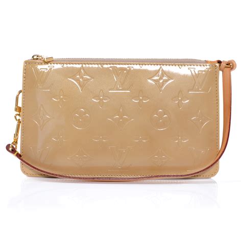 Venta Louis Vuitton Pochette Beige En Stock