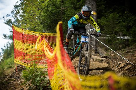 IXS European Downhill Cup 4 Spicak Sehnal Und Hrastnik Siegen In