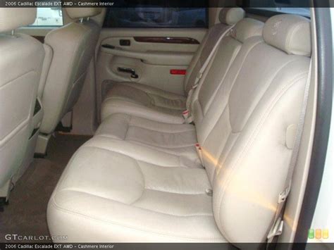 Cashmere 2006 Cadillac Escalade Interiors | GTCarLot.com