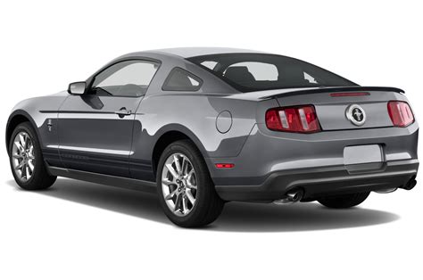 Ford Mustang V6 convertible 2012 - International Price & Overview