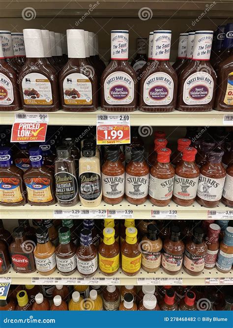 Food Lion Grocery Store Interior Bbq Sauce Editorial Photography