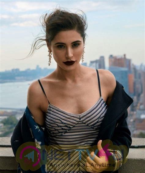 Actress Nargis Fakhri Hot And Sexy Stills 565558 Galleries HD Images