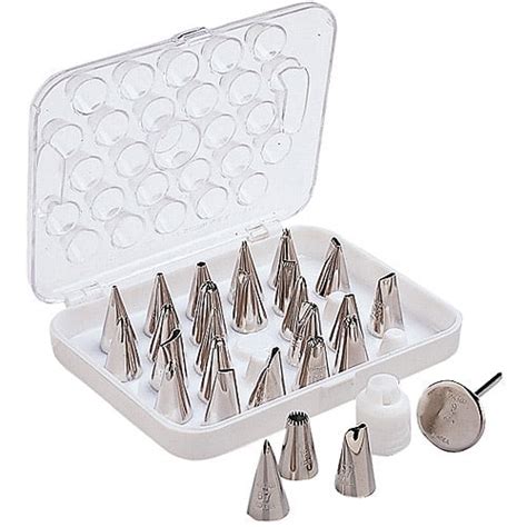 Wilton Deluxe 29 Piece Cake Decorating Tip Set