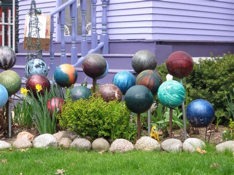 Bowling Balls Transformed Into Garden Art Fun Idea