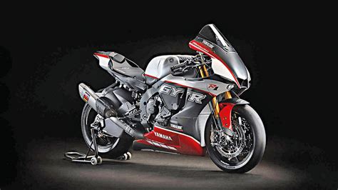 Yamaha feiert 25 Jahre R1 | bike & business