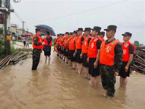 抗洪抢险救援，武警官兵在行动！抗洪抢险救援新浪新闻