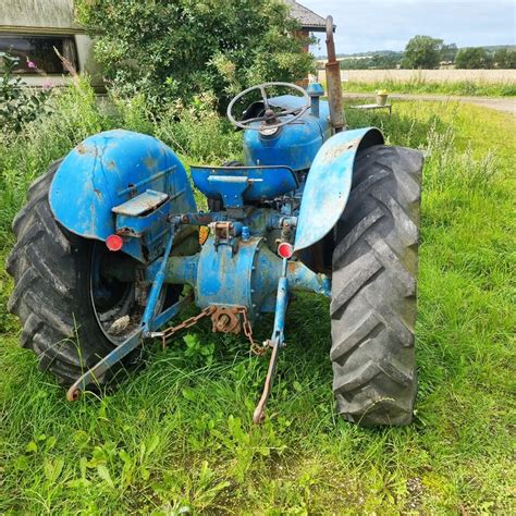 Fordson Super Major Traktor Na Predaj Truck