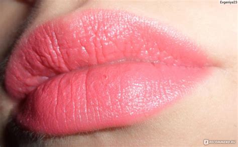 Помада Rimmel Lasting Finish Colour Show Off - «При поцелуе помада не ...