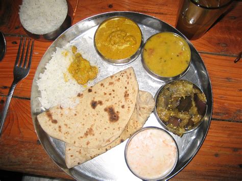 travelinwoman: Food- Indian Thali