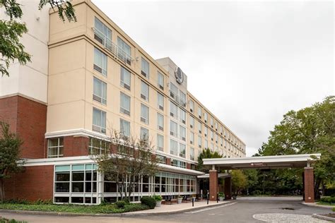 Park Sleep Fly Packages at DoubleTree by Hilton Boston Bayside from ...