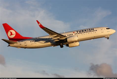 TC JHA Turkish Airlines Boeing 737 8F2 WL Photo By Mikko Mertanen ID