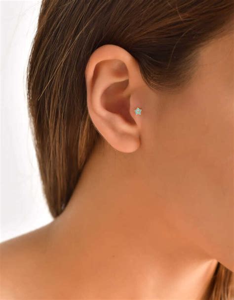 Gold Tragus Star Earring Lizay E