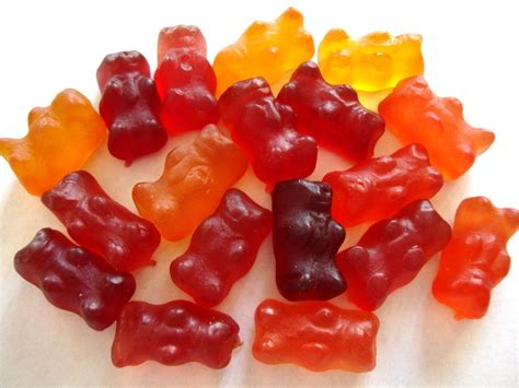 YumEarth Naturals Gummy Bears | SNACKEROO