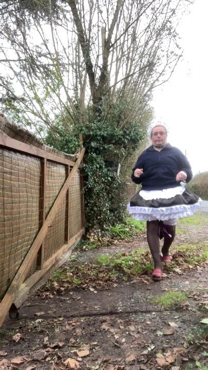 Pick Up The Mail Gay Amateur Amateur Porn Feat Soumise Xhamster