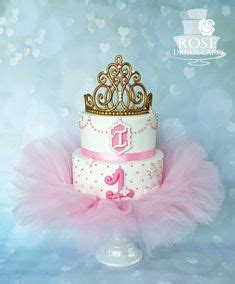 12 Kronen cake Topper-Ideen | tortendeko, torten dekorieren, fondant figuren