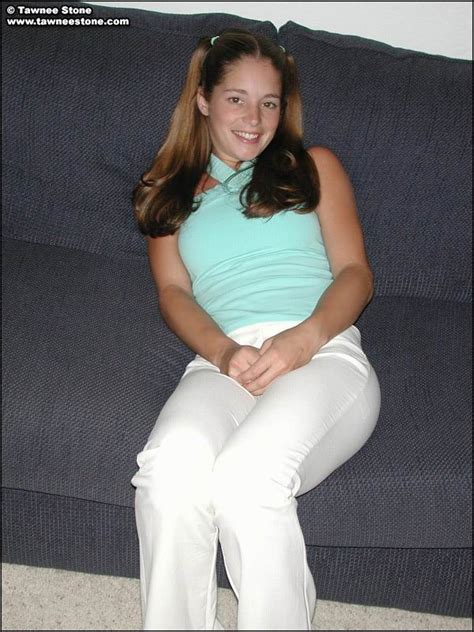 Tawnee Stone Reveals Her Perky Breasts Porn Pictures Xxx Photos Sex Images Pictoa