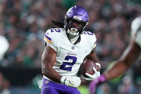 Vikings Make Decision On Leading Rusher Alexander Mattison The Spun