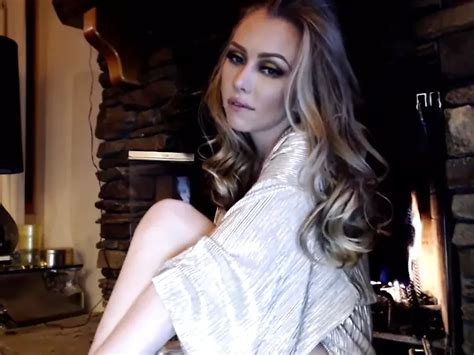 Stunning Blonde Smoking Super Tease Amateur Porn Feat Jeanie Marie Xhamster